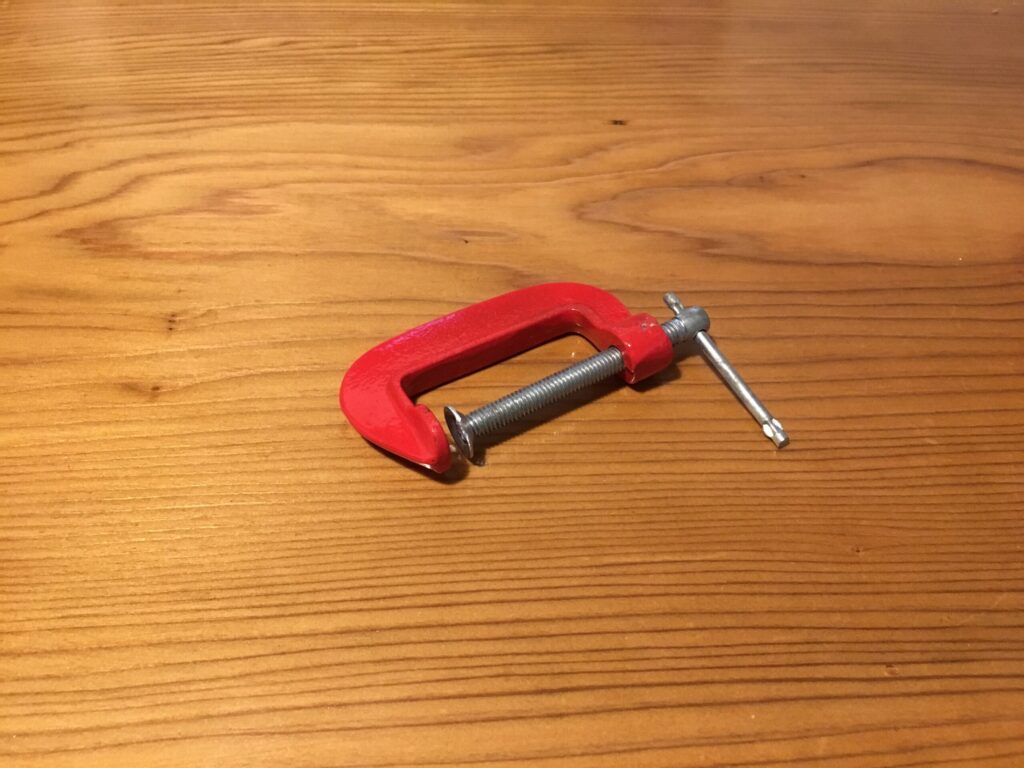 クランプ