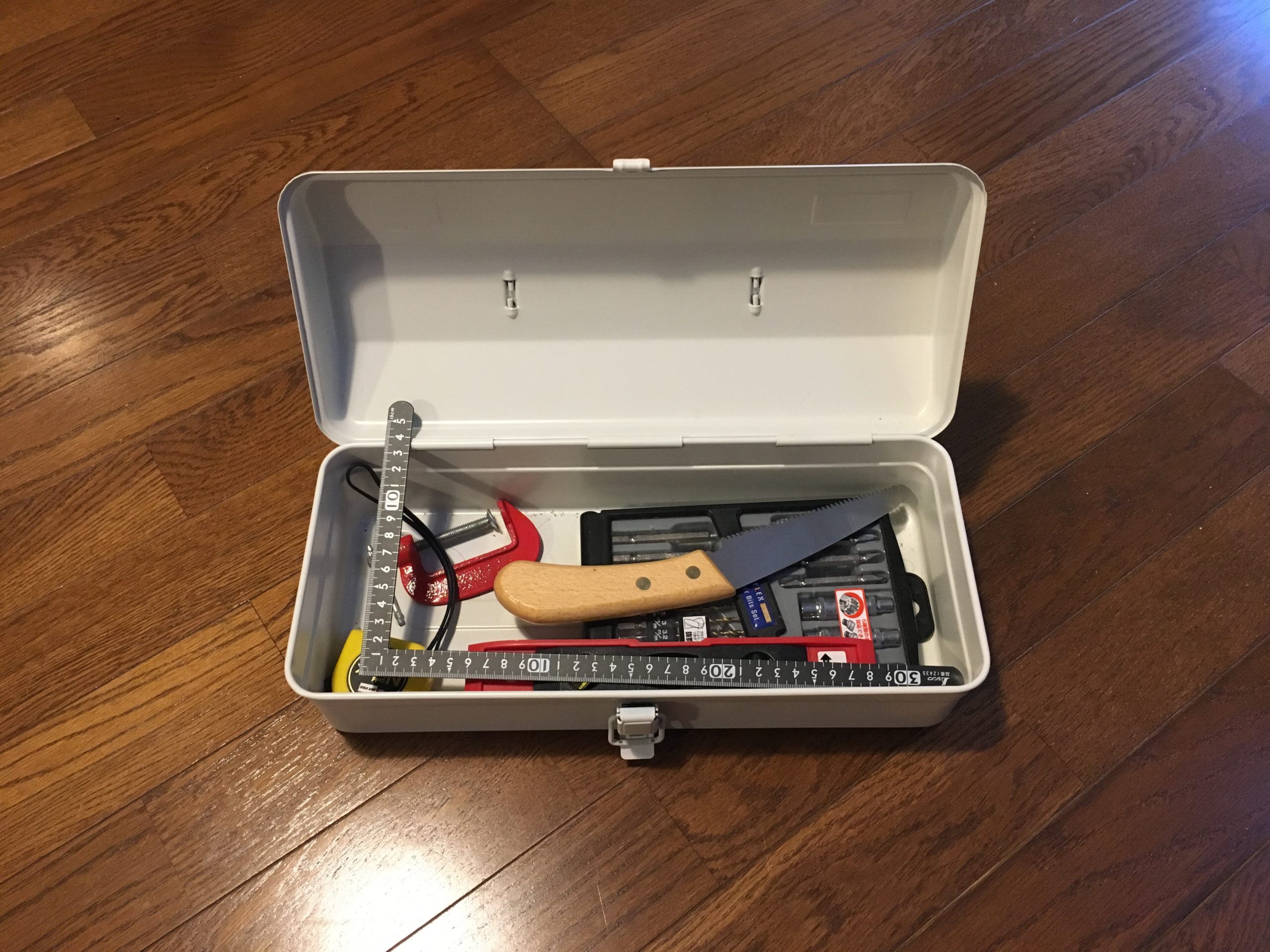 工具入れ中身