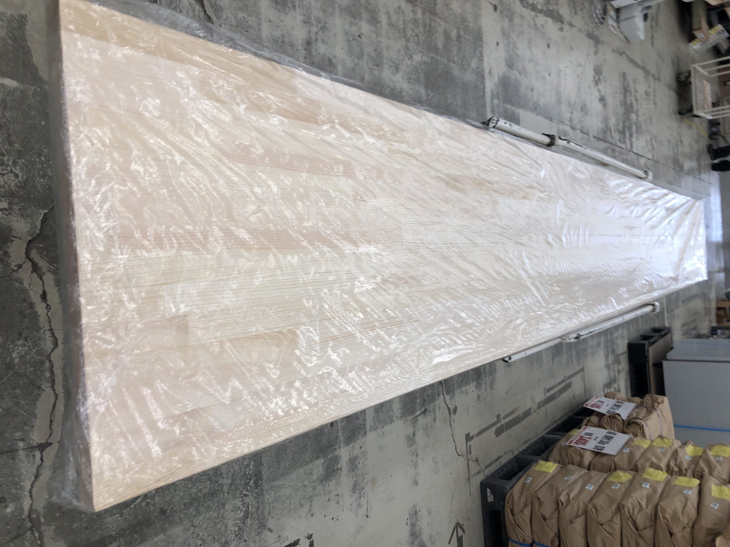 キッチン台の材料（集成板）購入時の写真